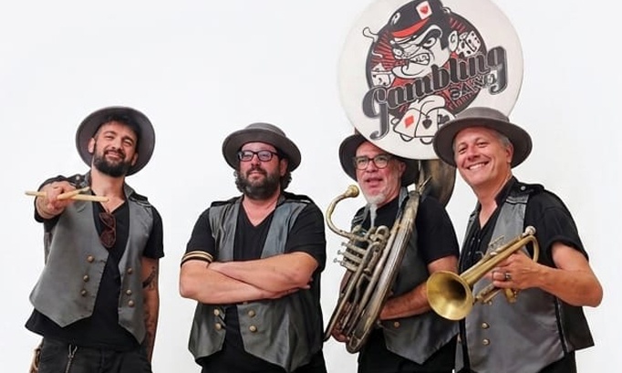 GAMBLING BAND